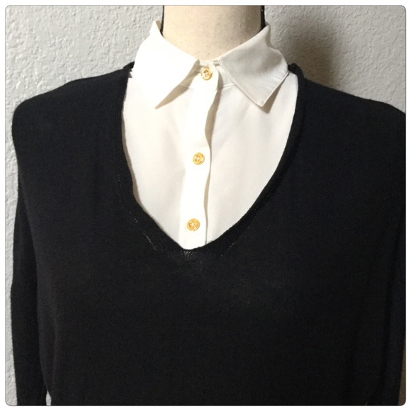 LongSleeve Black and White Sweatshirt - Picture 2 of 3